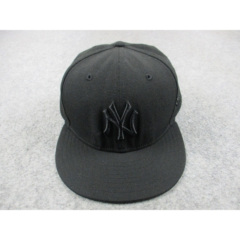 New York Yankees Hat Cap Fitted Mens 8 Black MLB Baseball New Era Wool